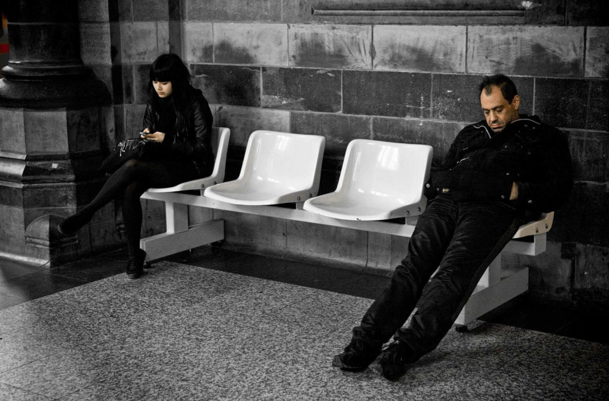 Waiting for a Train by Harry De Zitter, a documentary photograph